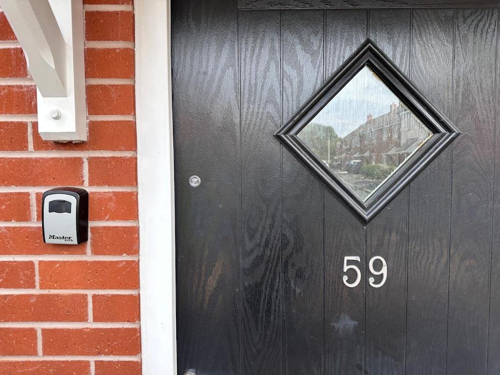 Stylish 2 Bed House 
