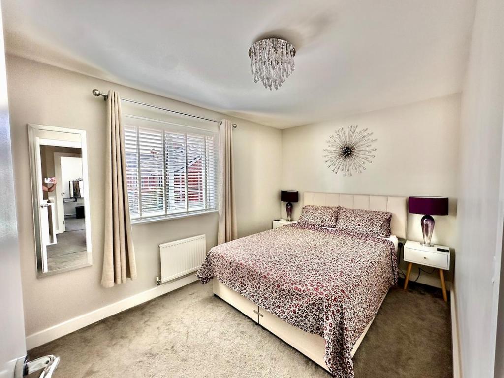 Stylish 2 Bed House 